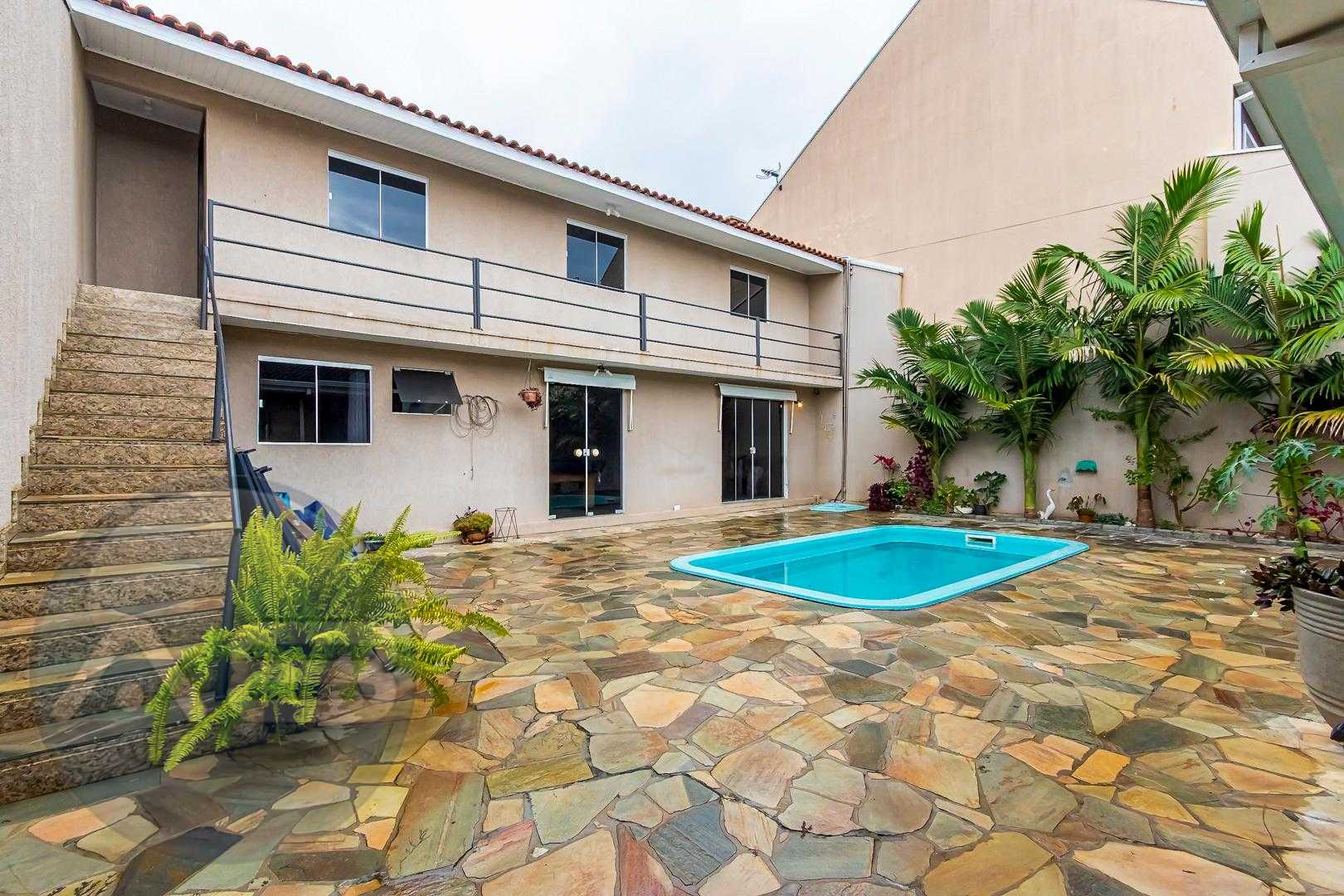 Casa Térrea 247m  no Santa Cândida  Piscina, Espaço Gourmet e ...