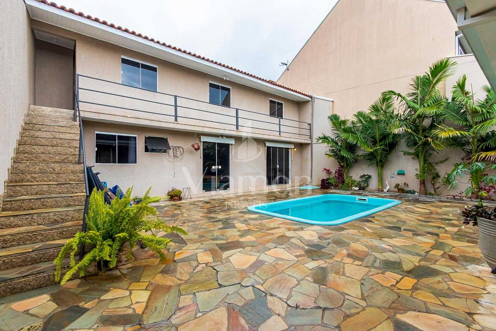 Casa Térrea 247m  no Santa Cândida  Piscina, Espaço Gourmet e ...