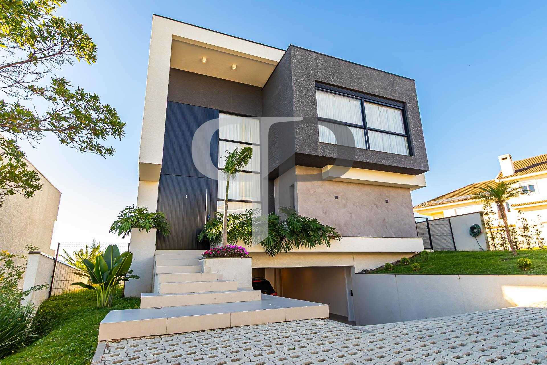 Casa 3 Quartos (1 Suíte) em Sarandi: 130m², Energia Solar e Ch...