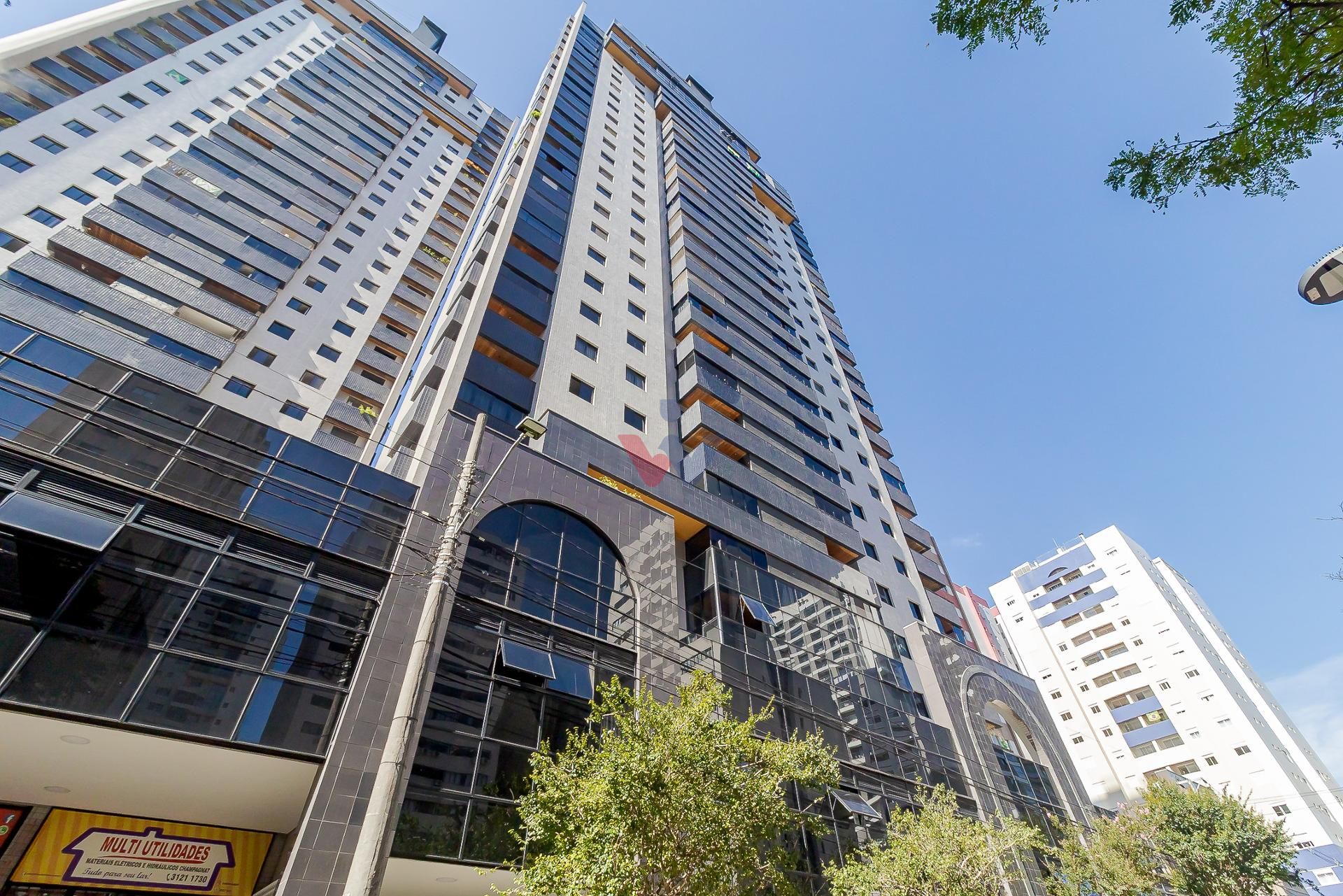 Apartamento mobiliado reformado à venda, champagnat, CURITIBA ...