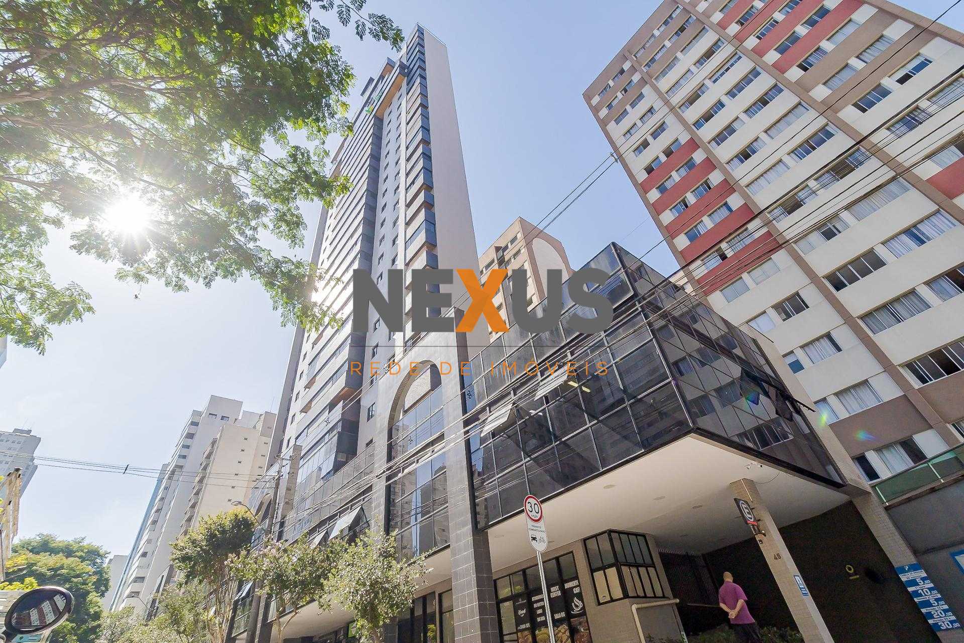 Apartamento mobiliado reformado à venda, champagnat, CURITIBA ...
