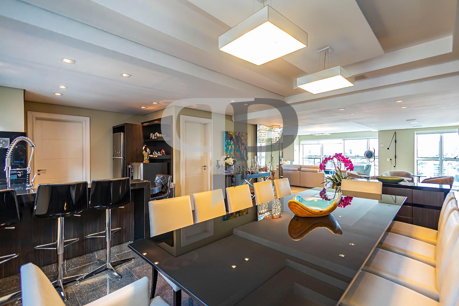 Apartamento com 4 suítes, e muito, luxo à venda, Bairro: Batel...