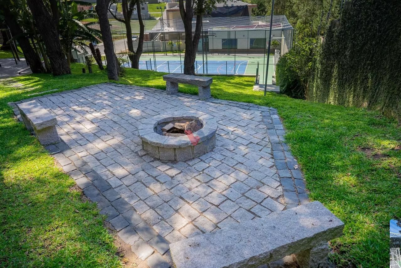 Terreno de esquina 700m² com projeto aprovado - Alta Vista Con...