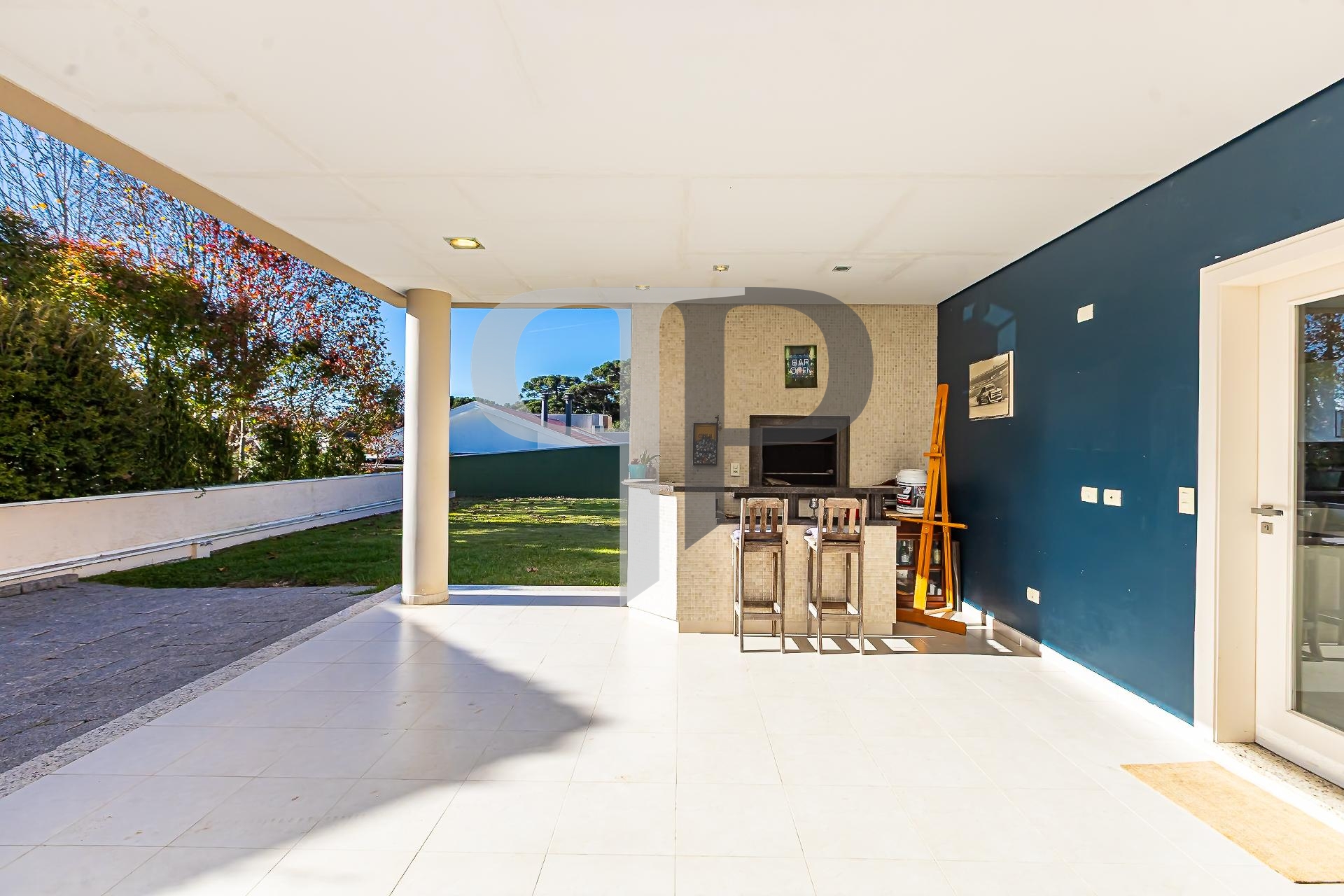 Casa Ã  venda 4 suÃ­tes e amplo jardim, Alphaville Graciosa, P...