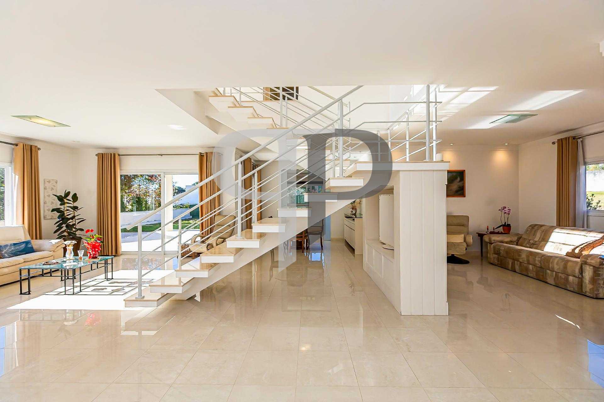 Casa à venda 4 suítes e amplo jardim, Alphaville Graciosa, PIN...