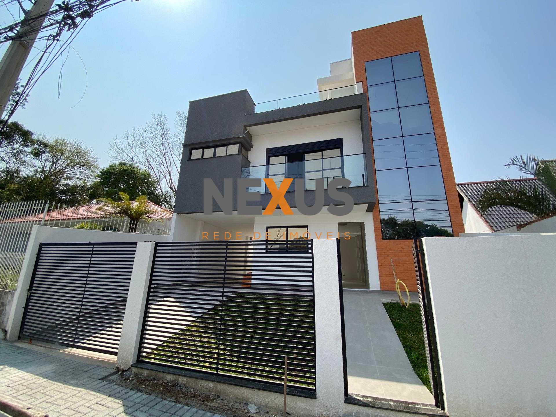Linda casa triplex 212m2 no coracao do jardim Social, R$ 1.290...