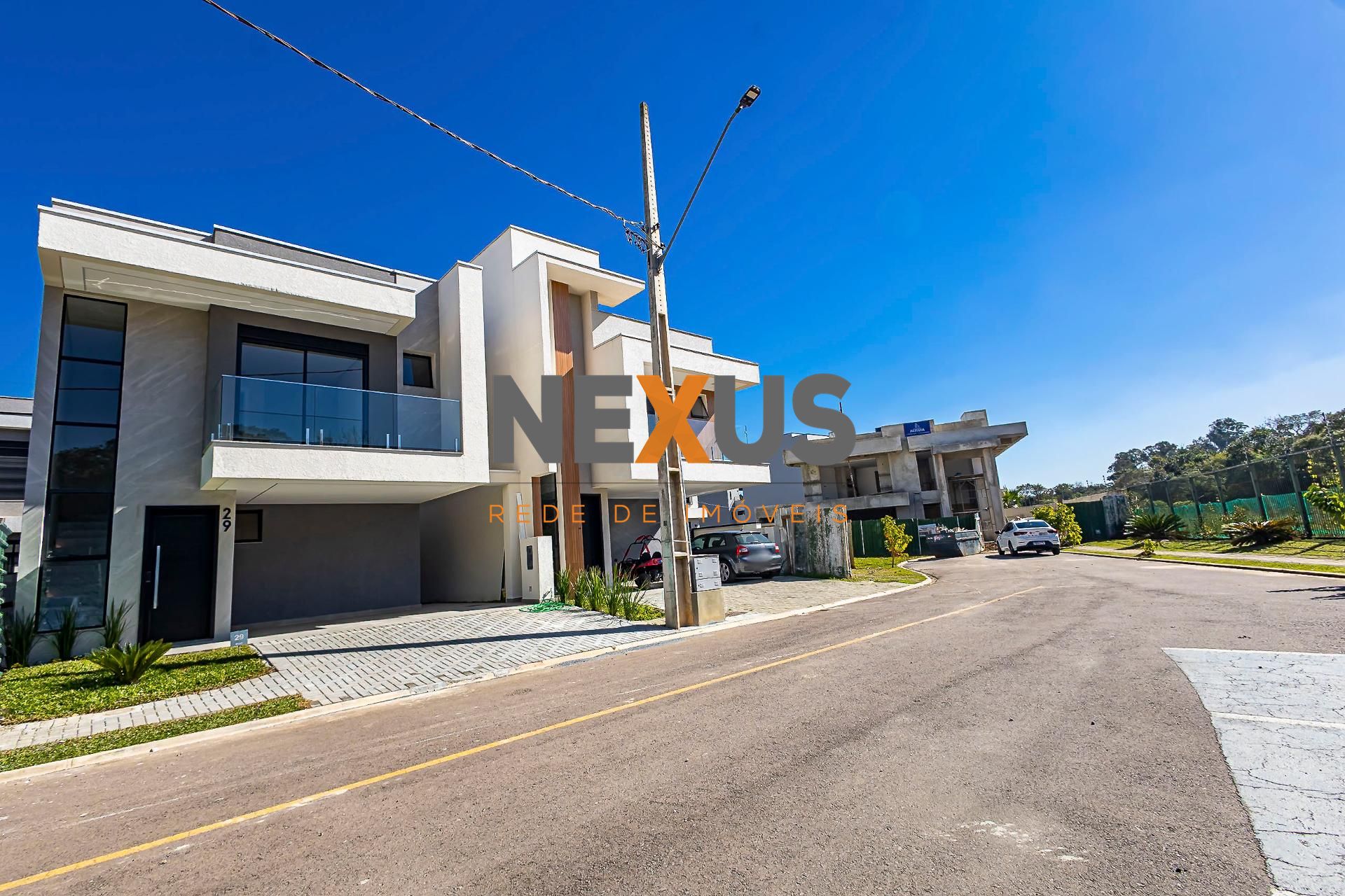 Casa com o melhor projeto no Paysage Vivendas do Parque. 3 sui...
