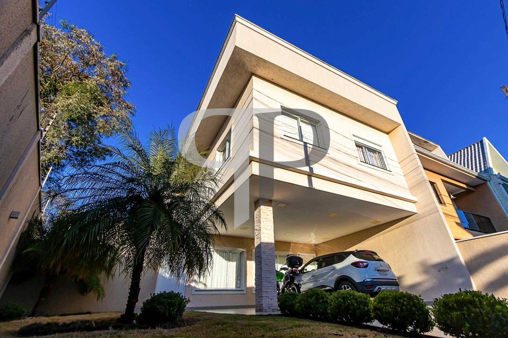 CASA EM CONDOMINIO FECHADO NO BAIRRO - UBERABA - GREEN VALLEY
