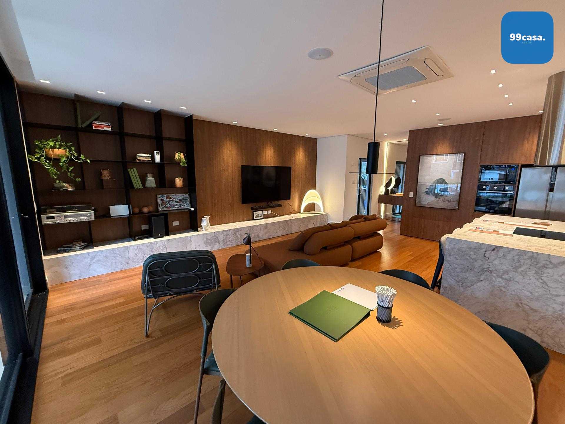 Apartamento com a melhor estrutura de clube no Juveve/Ahu, CUR...