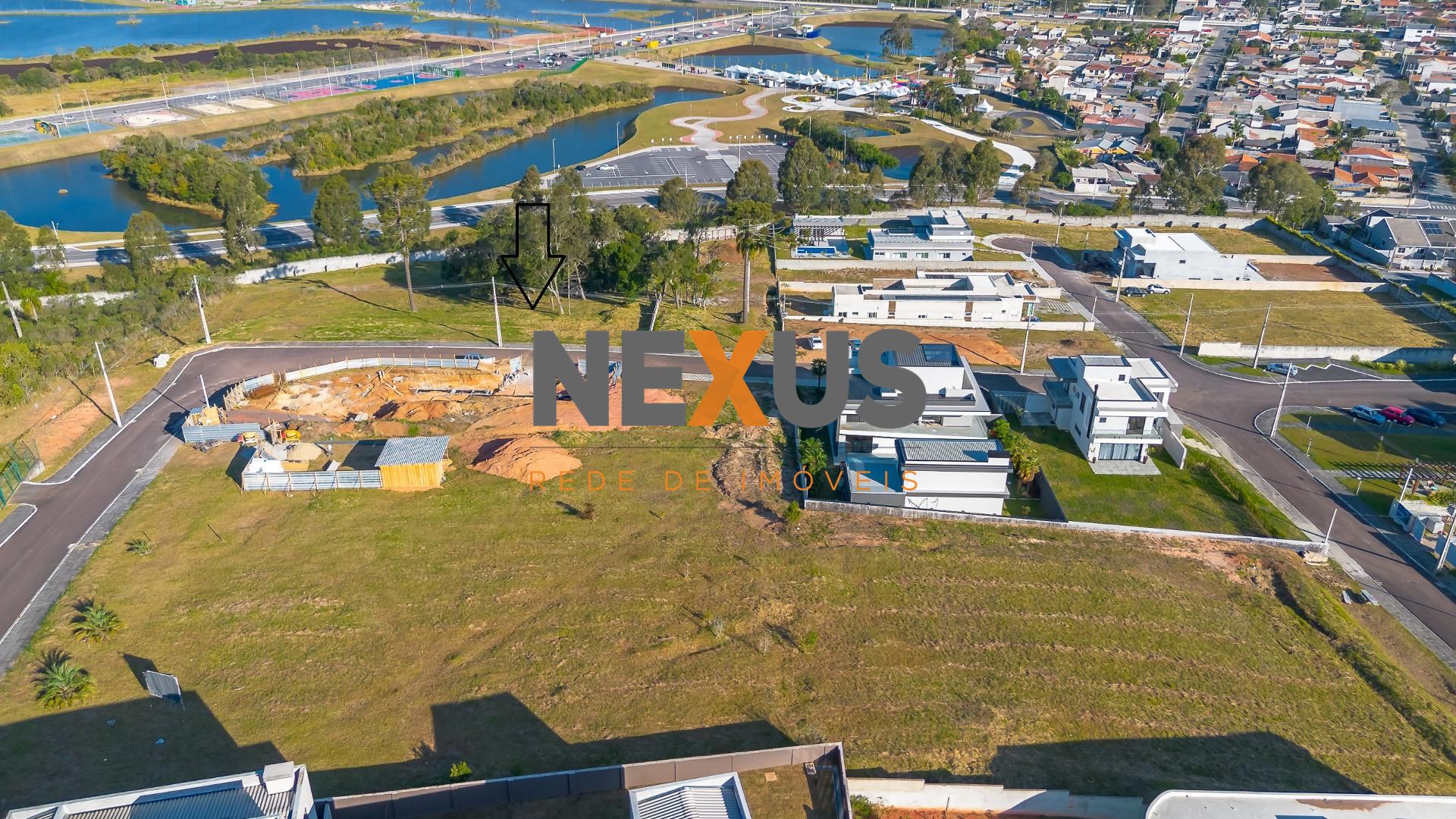 Terreno em Condominio Fechado com 1593 m2, Pinhais. Vista Serr...