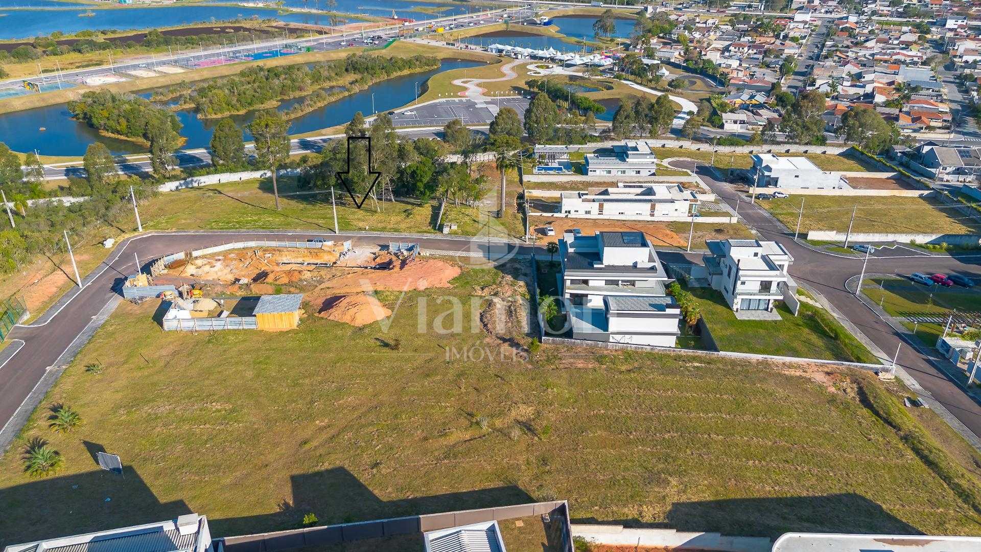 Terreno em Condominio Fechado com 1593m2, Pinhais. Vista Serra...
