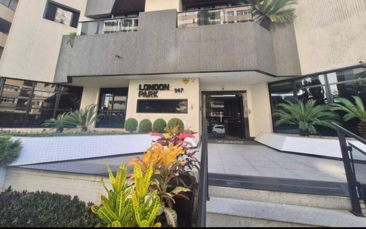 Apartamento com 2 dormitórios mobiliado, proximo da praça do J...