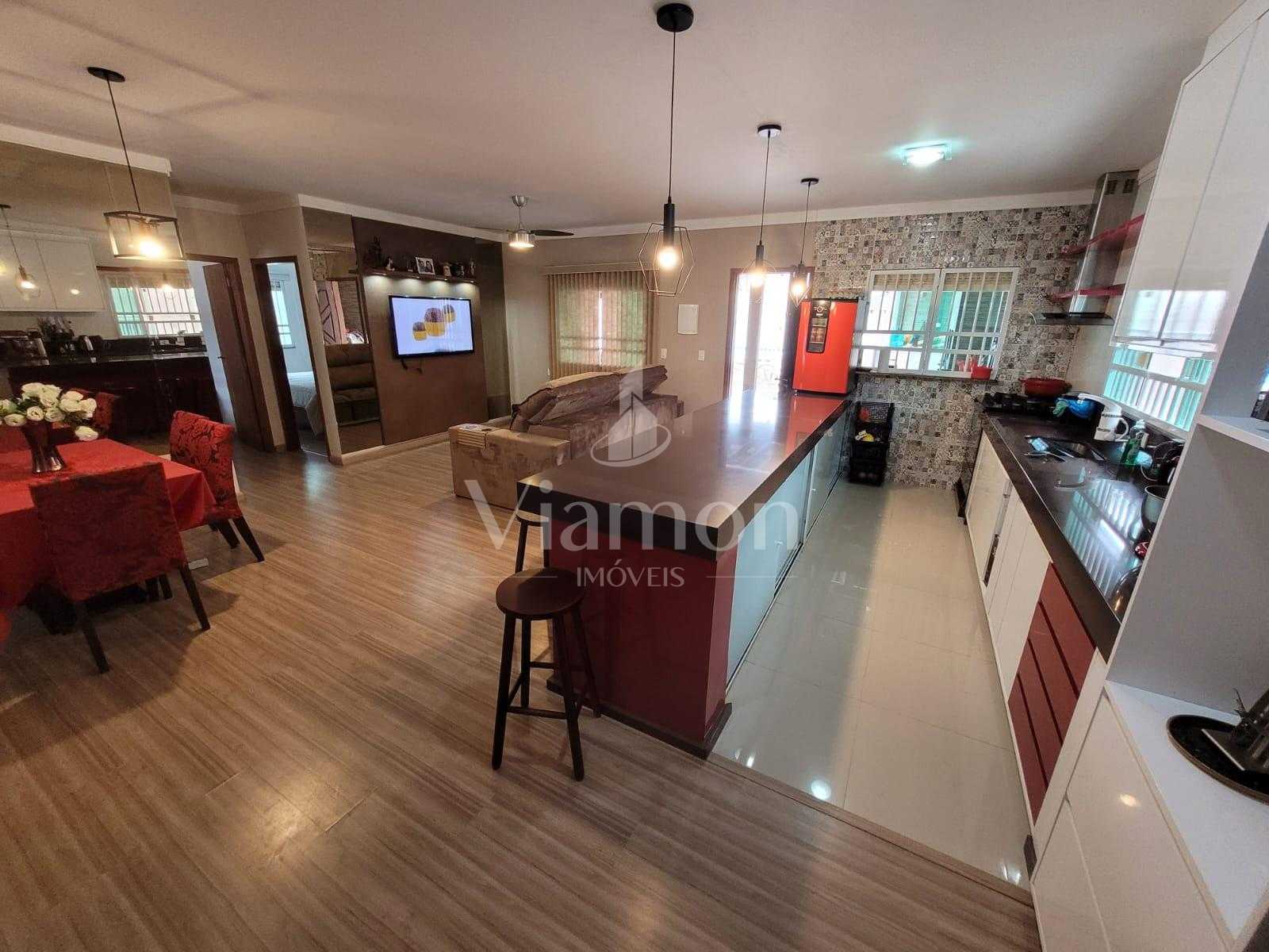 Excelente casa à venda, averbada em Itapema do Norte, ITAPOA - SC