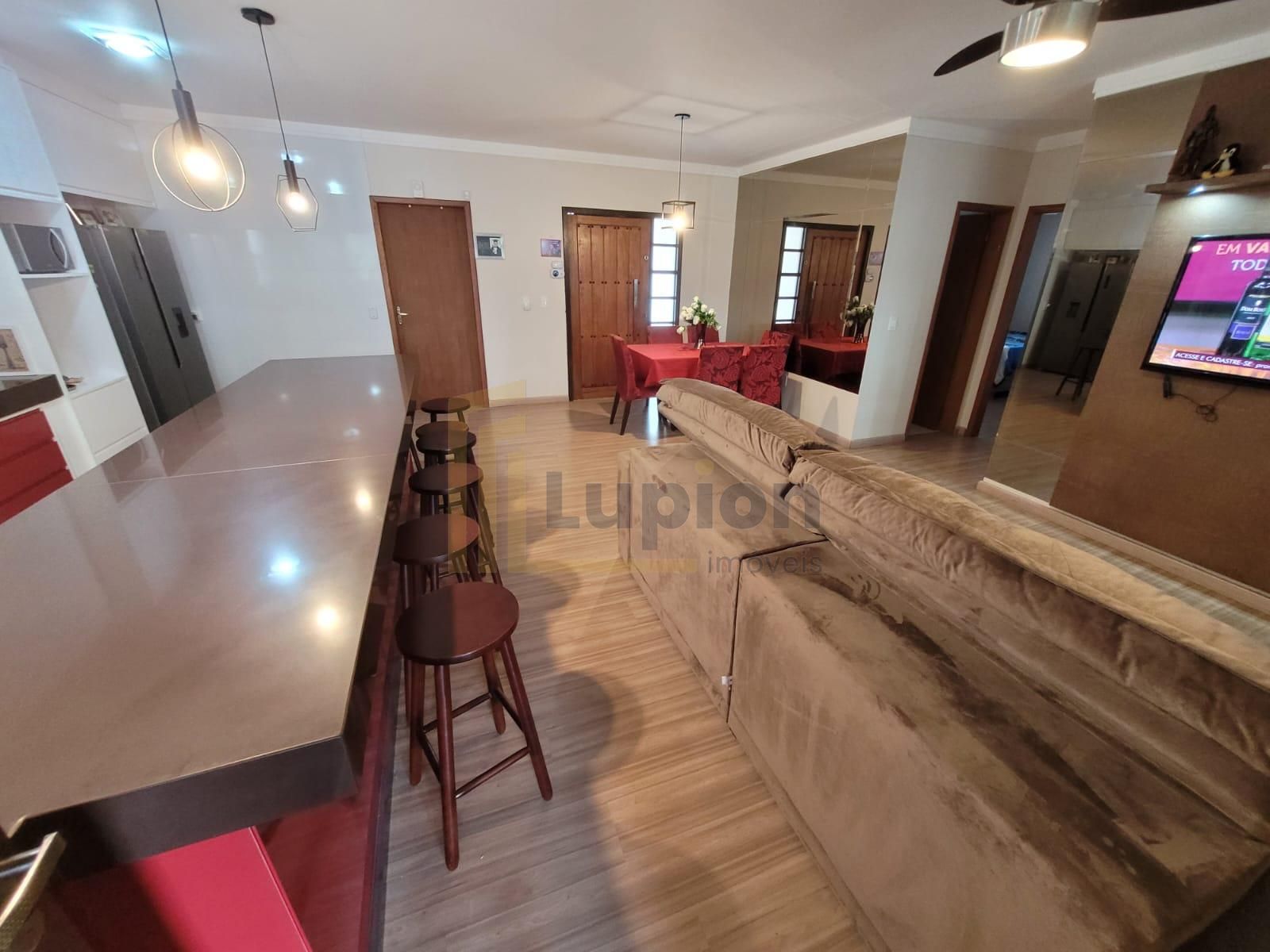 Excelente casa à venda, averbada em Itapema do Norte, ITAPOA - SC