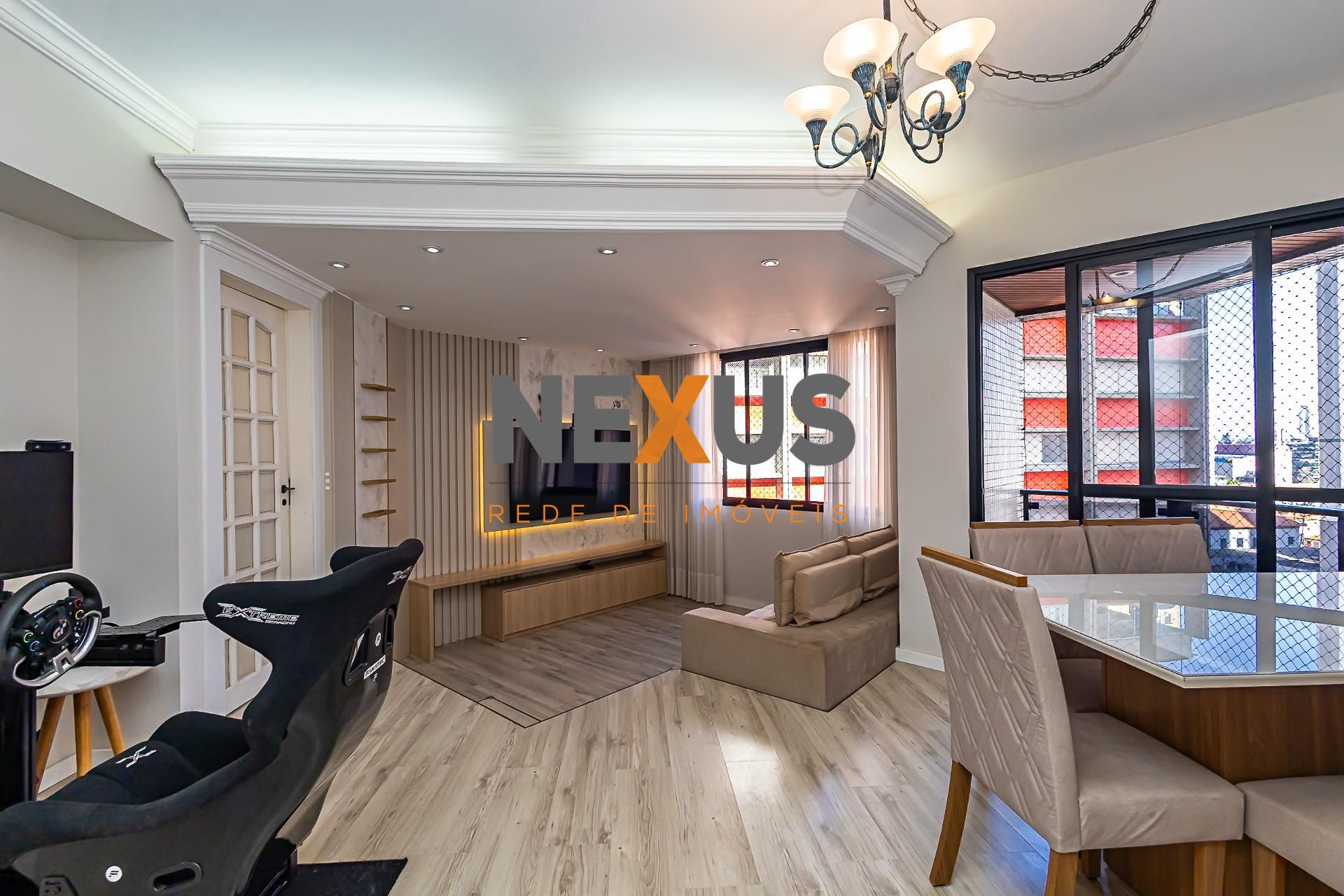 Apartamento com 2 dormitórios mobiliado, proximo da praça do J...