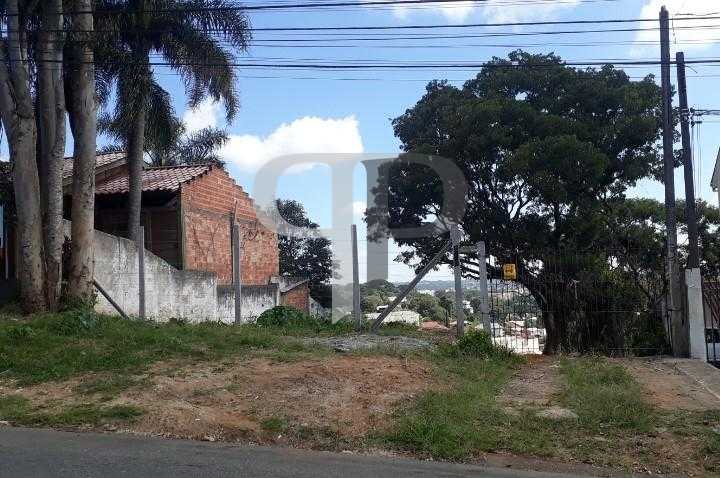 Amplo Apartamento com 125,96 m  privativos no Bigorrilho   