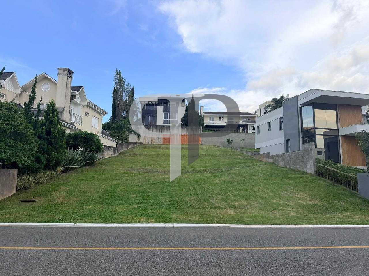 Terreno à venda 745m², Alphaville Graciosa, PINHAIS - PR