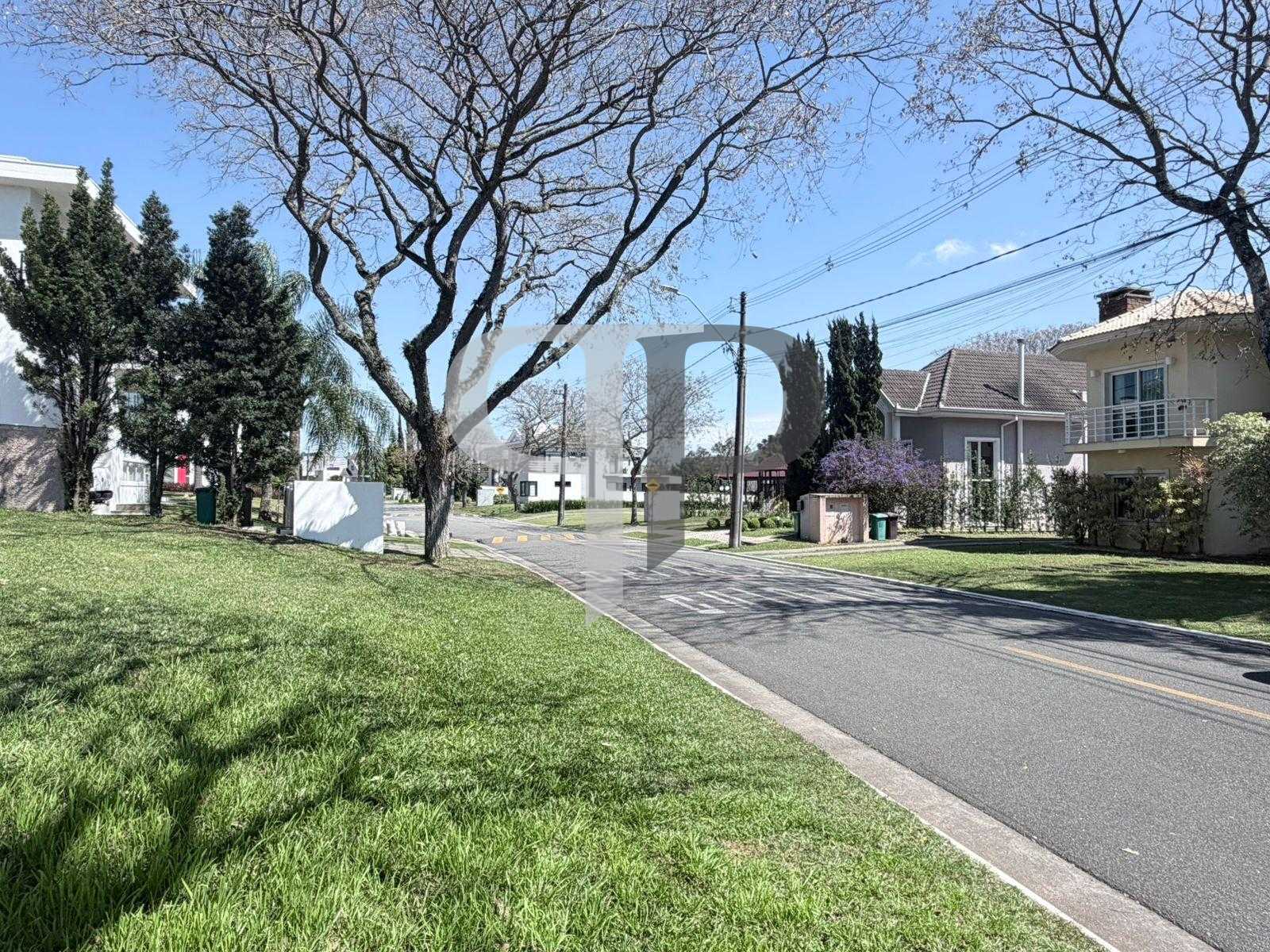 Terreno Plano leve aclive com 717M² - Alphaville Graciosa, PIN...