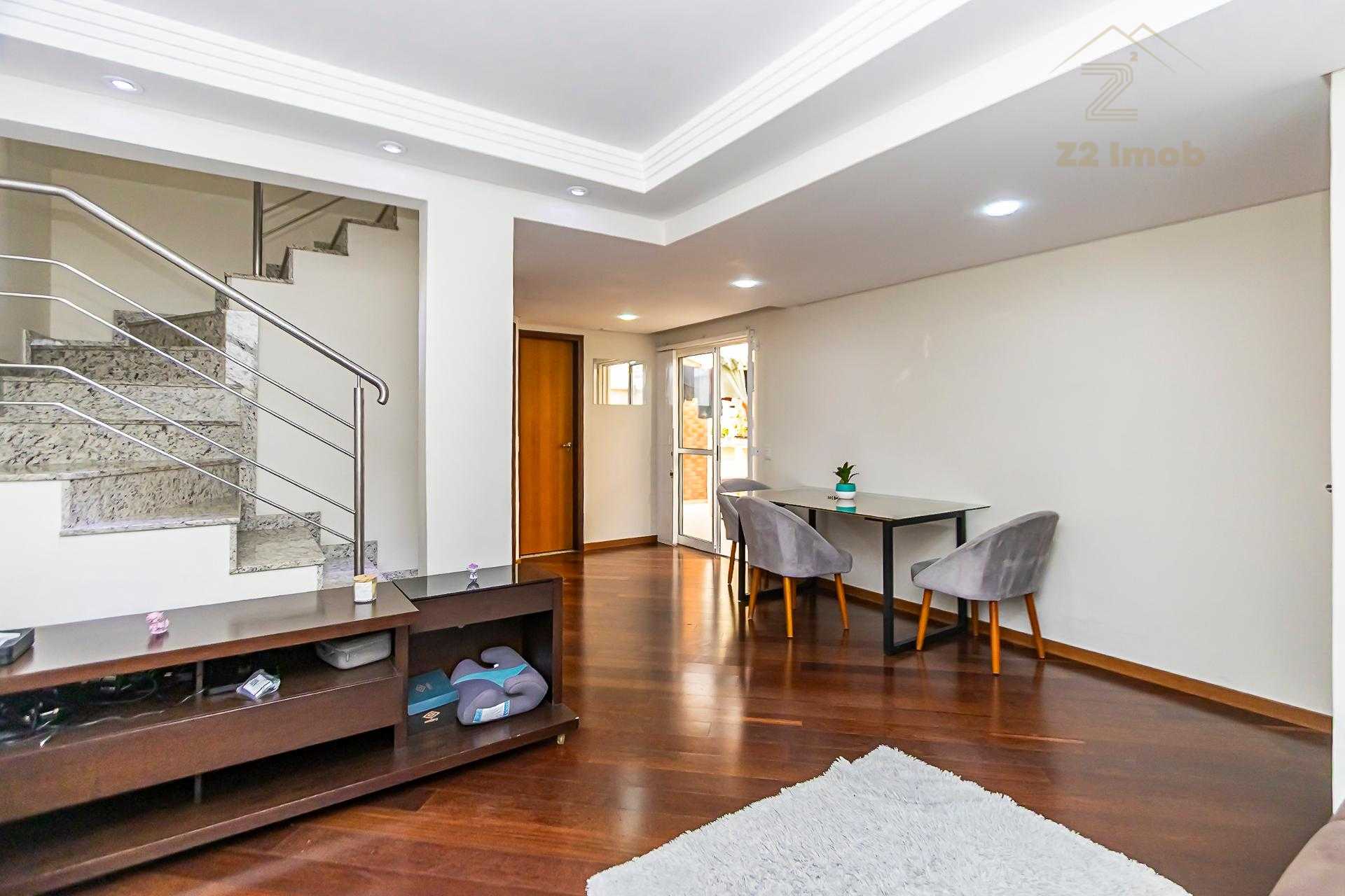 Sobrado à venda, Boqueirão, ao lado do quartel - CURITIBA - PR