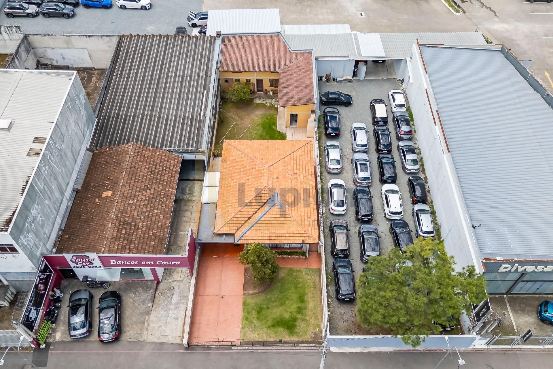Excelente Terreno ZR4 448m2 no Batel. Matricula Averbada.