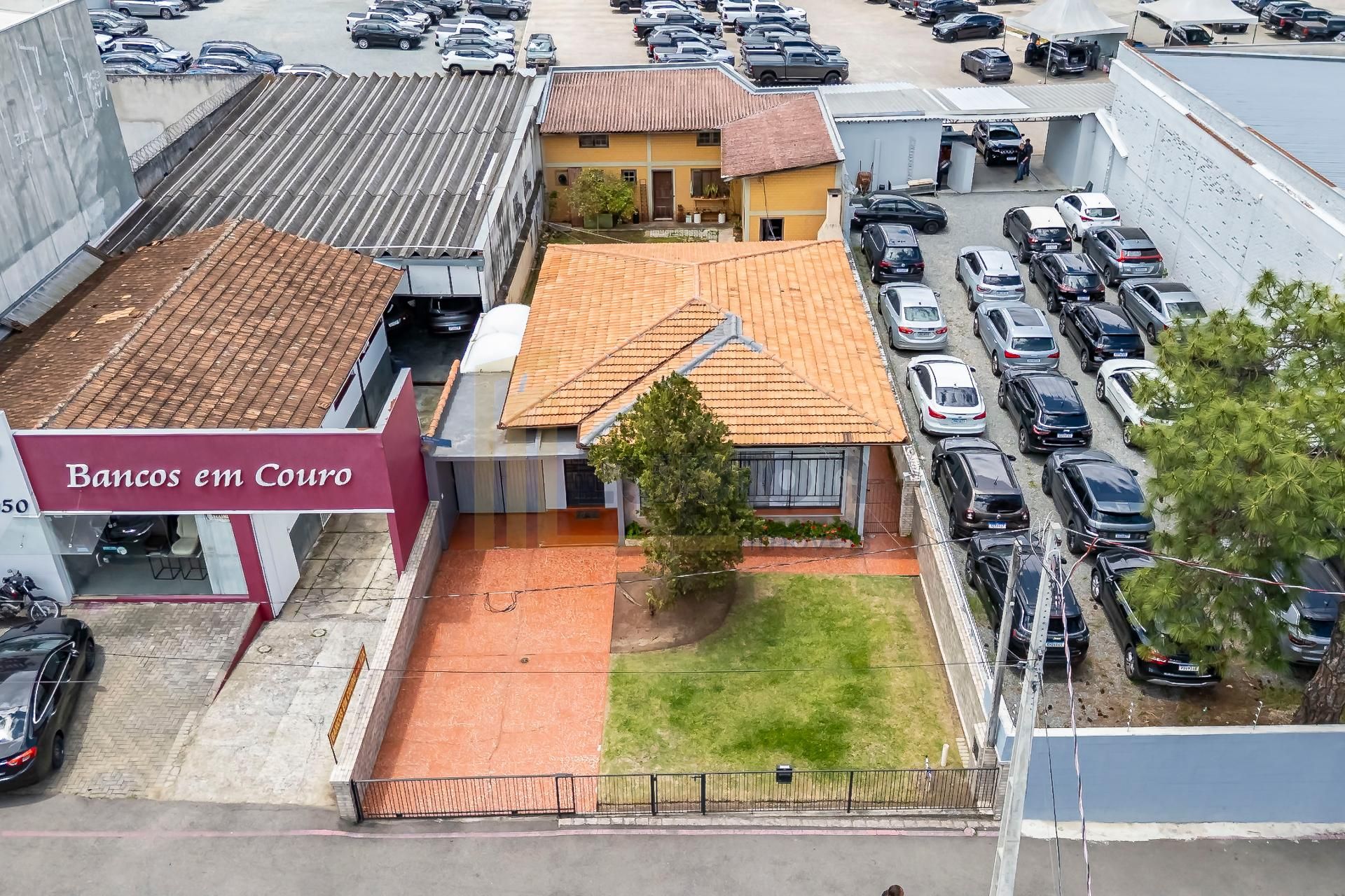 Excelente Terreno ZR4 448m2 no Batel. Matricula Averbada.