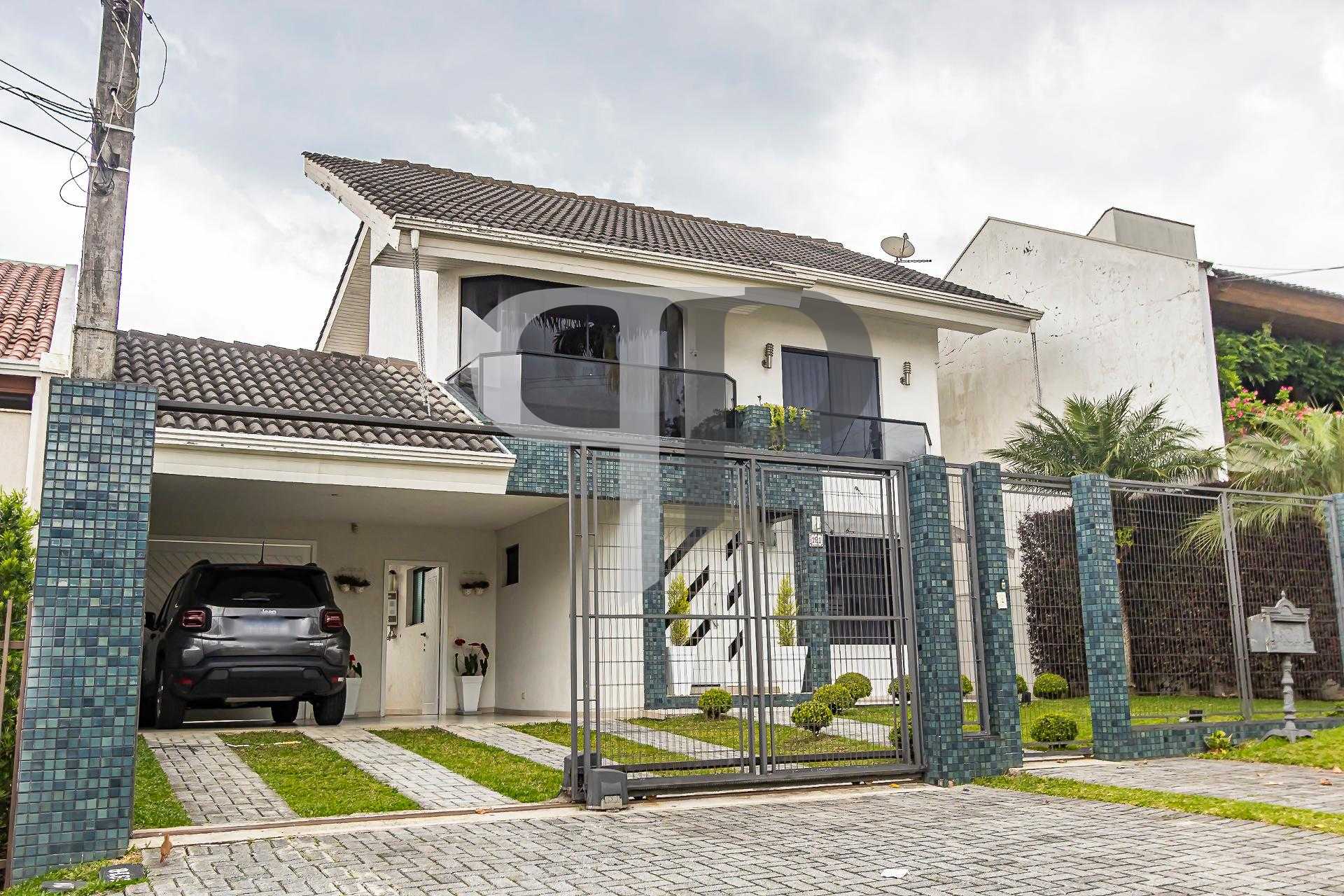 Linda Casa no Residencial Mirante da Serra Bairro Uberaba em C...