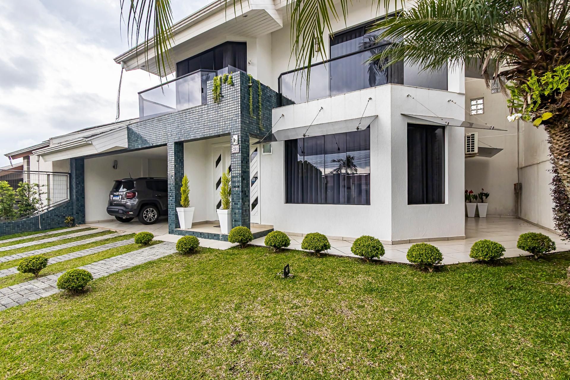 Linda Casa no Residencial Mirante da Serra Bairro Uberaba em C...