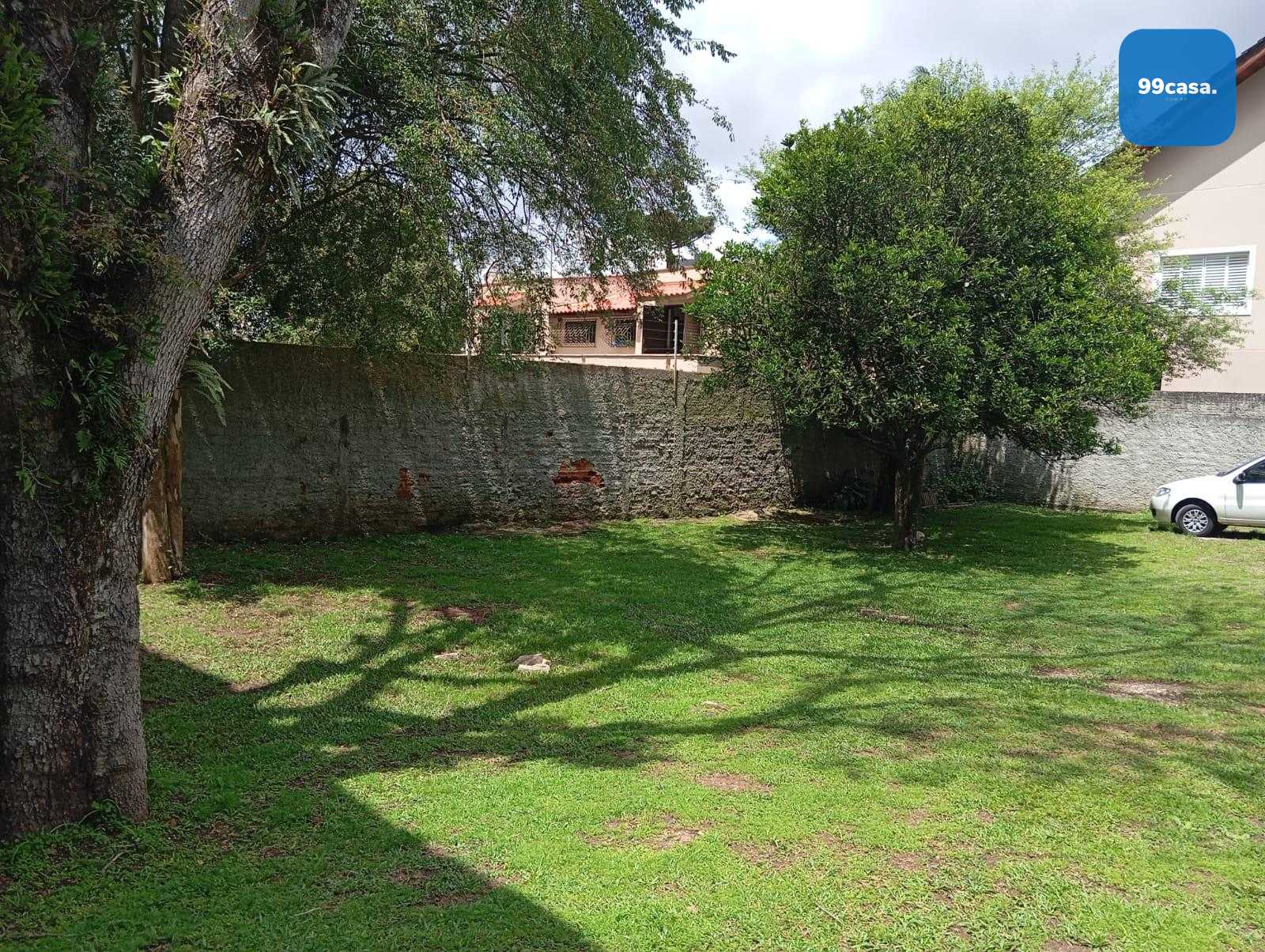 Terreno à venda em condomínio fechado no Cabral em Curitiba - Pr