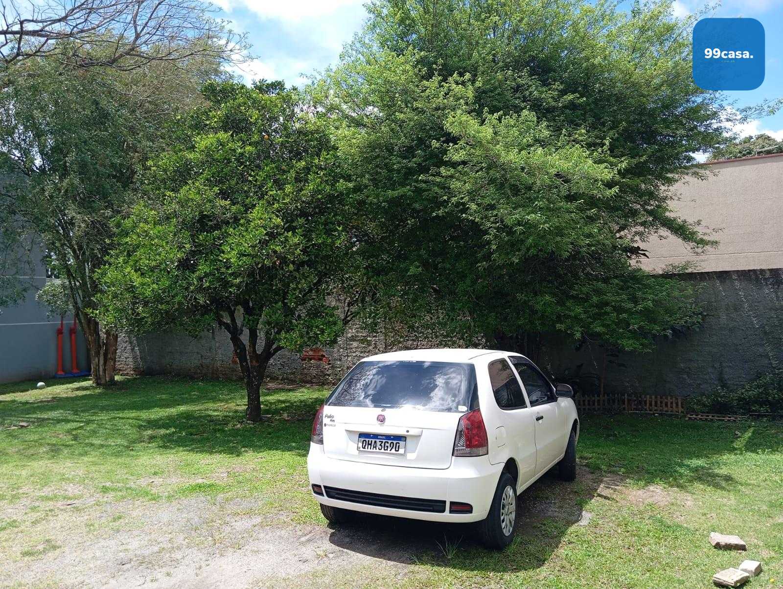 Terreno à venda em condomínio fechado no Cabral em Curitiba - Pr