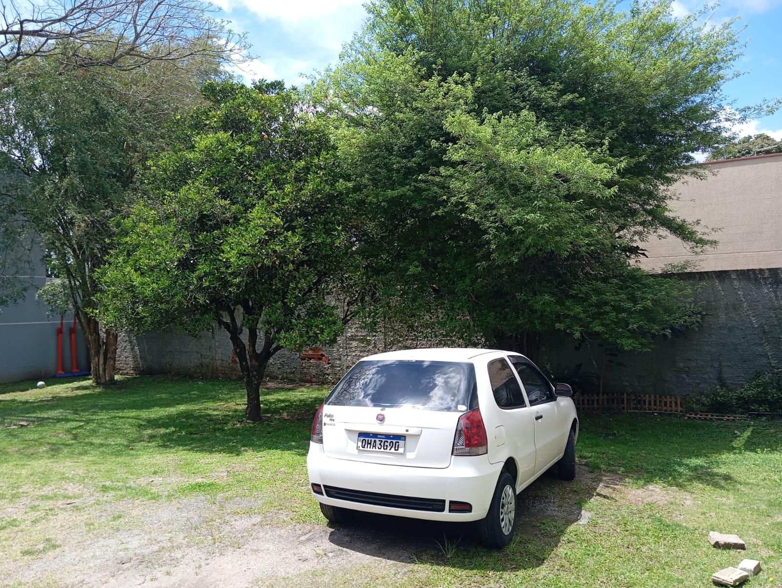 Terreno à venda em condomínio fechado no Cabral em Curitiba - Pr
