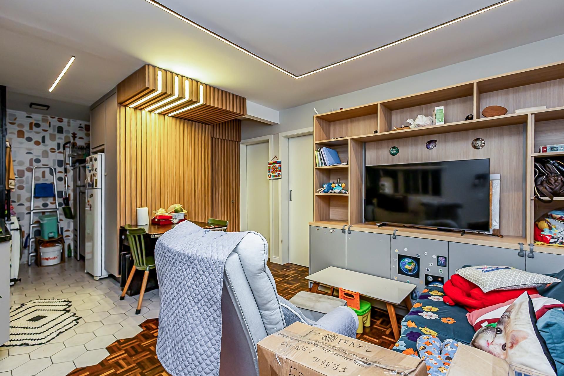 Apartamento semi mobilhado à venda, UBERABA, CURITIBA - PR