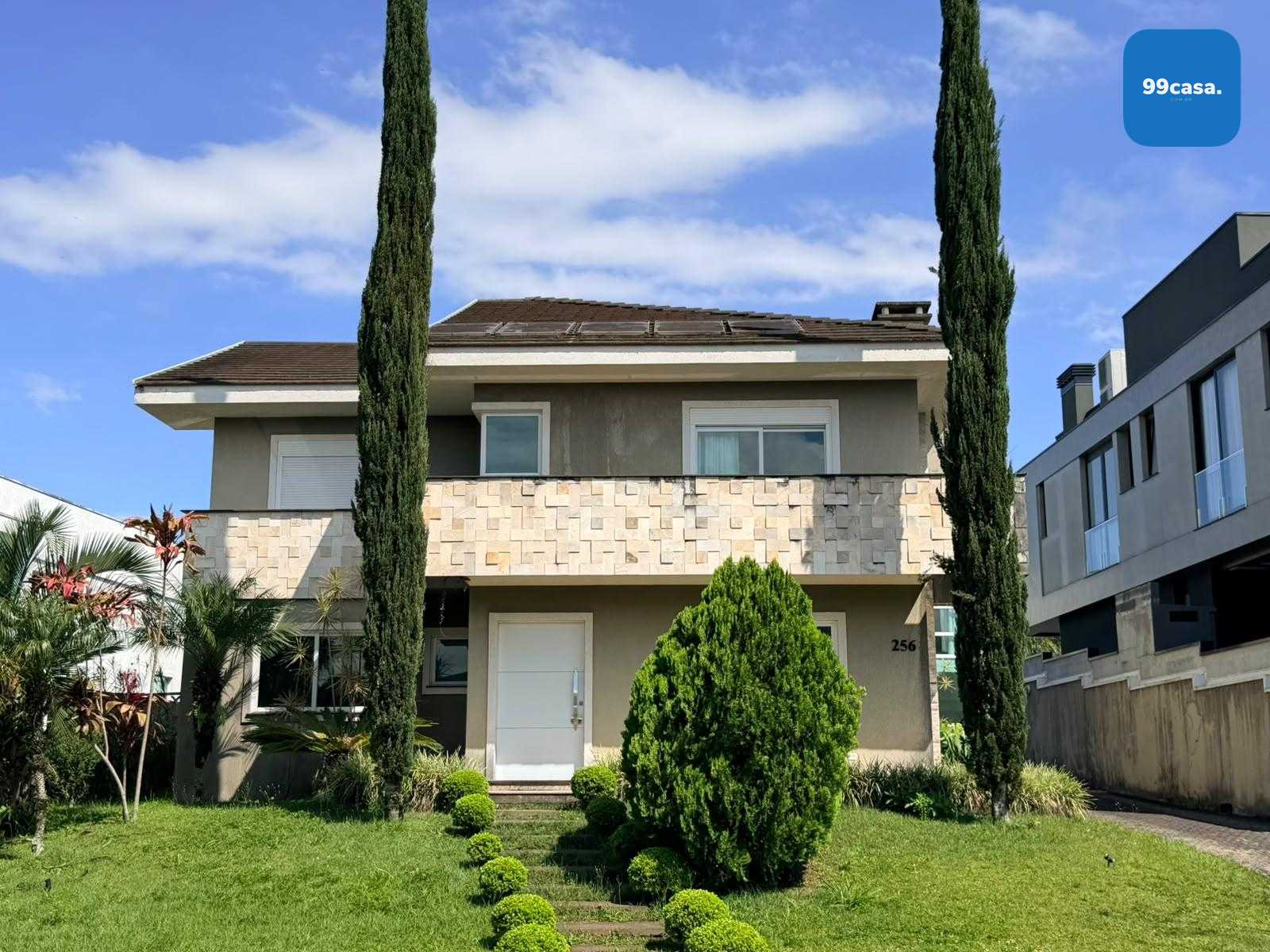 Casa de 267m2 com amplo jardim à venda, Alphaville Graciosa, P...