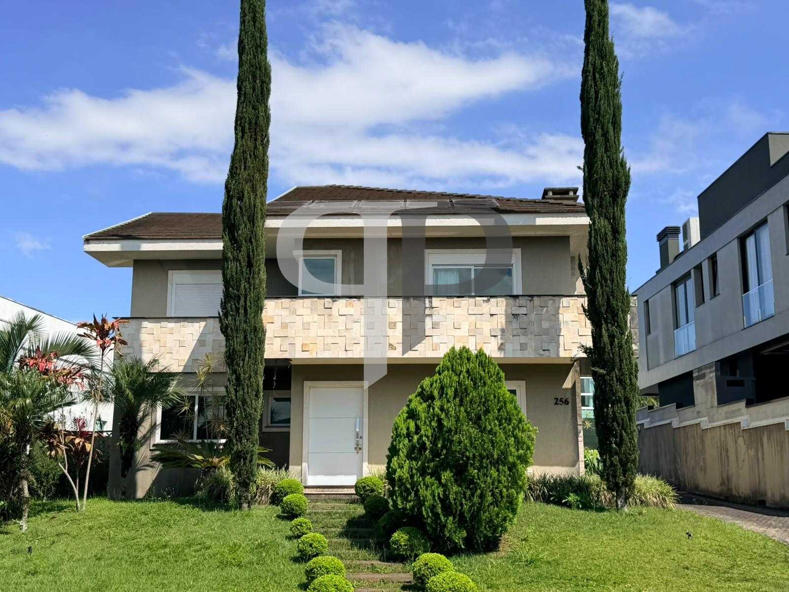 Casa de 267m2 com amplo jardim à venda, Alphaville Graciosa, P...