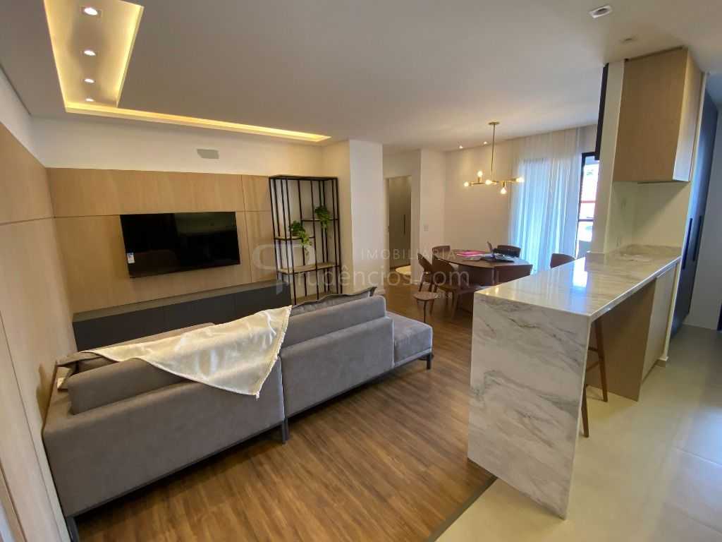 Apartamento Garden com 3 dormitórios, 134 m  por R  811.366 Ba...