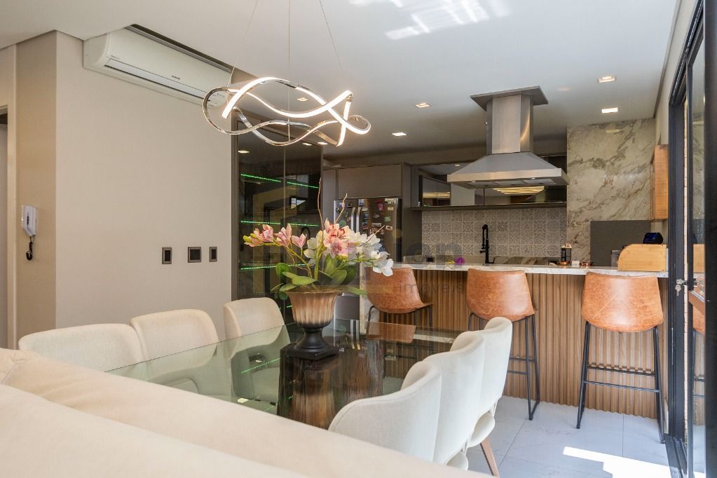 Casa em condominio prox Barigui , 266 m  por R  1.899.000,00  ...