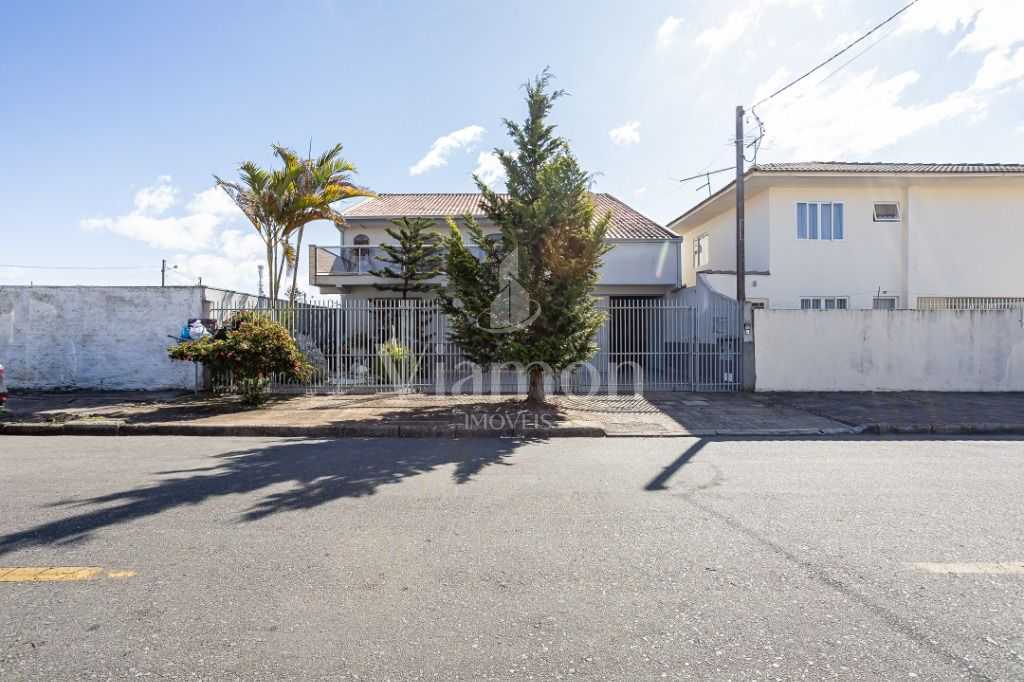 Sobrado com 5 dormitórios à venda,363.00 m , SAO JOSE DOS PINH...