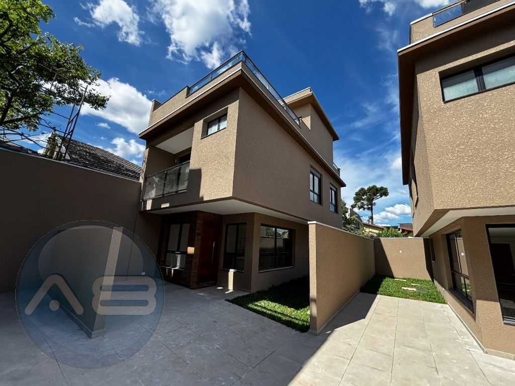 Sobrado em condominio com 3Q, 140 m  R  839.000,00 - Bacacheri...