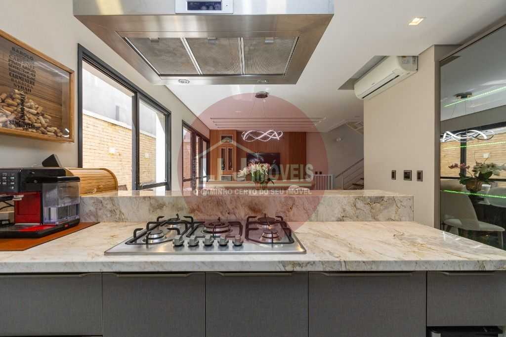 Casa em condominio prox Barigui , 266 m  por R  1.899.000,00  - Curitiba PR