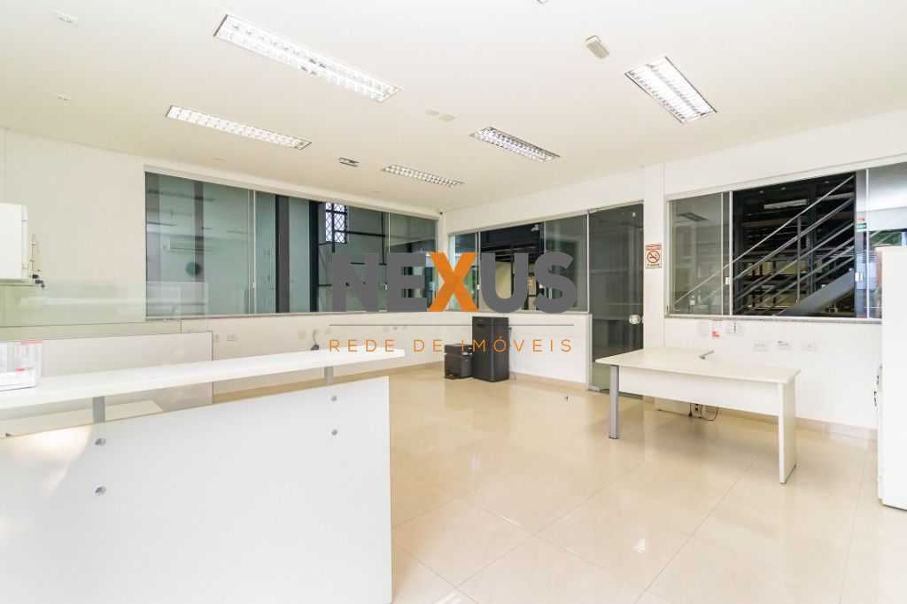 Prédio, barrcão à venda, com 530 m2 costruídos com 2 terrenos,...