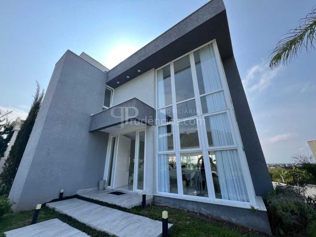 Casa com 4 suítes à venda no Alphaville Graciosa - Pinhais PR