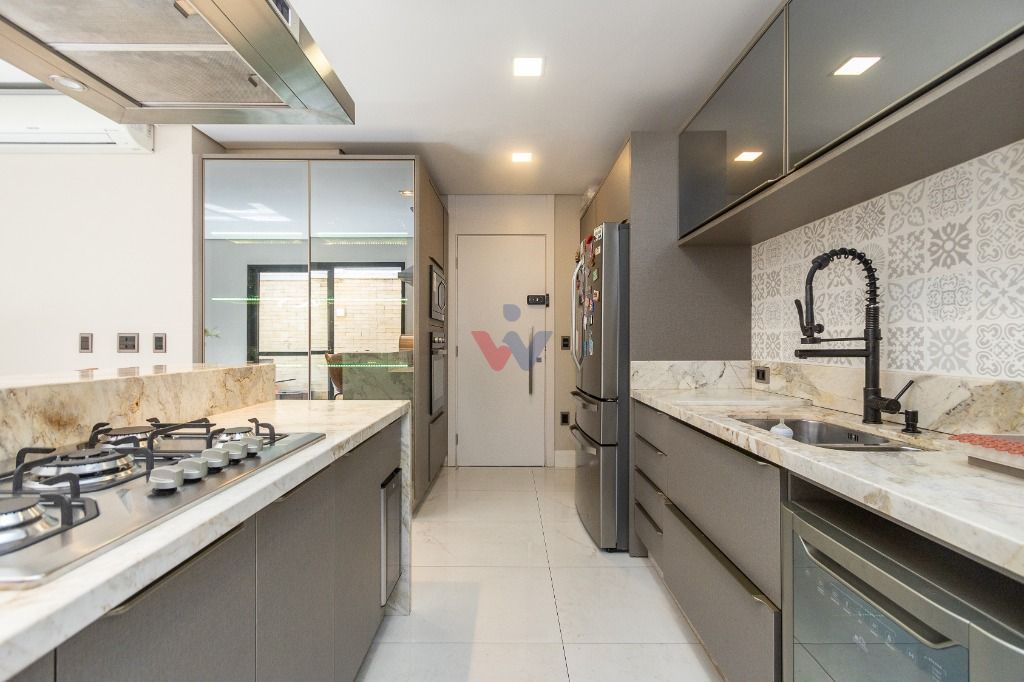 Casa em condominio prox Barigui , 266 m  por R  1.899.000,00  ...