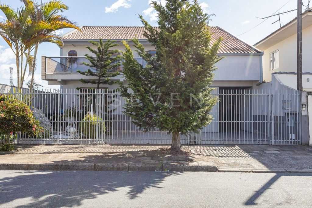 Sobrado com 5 dormitórios à venda,363.00 m , SAO JOSE DOS PINH...