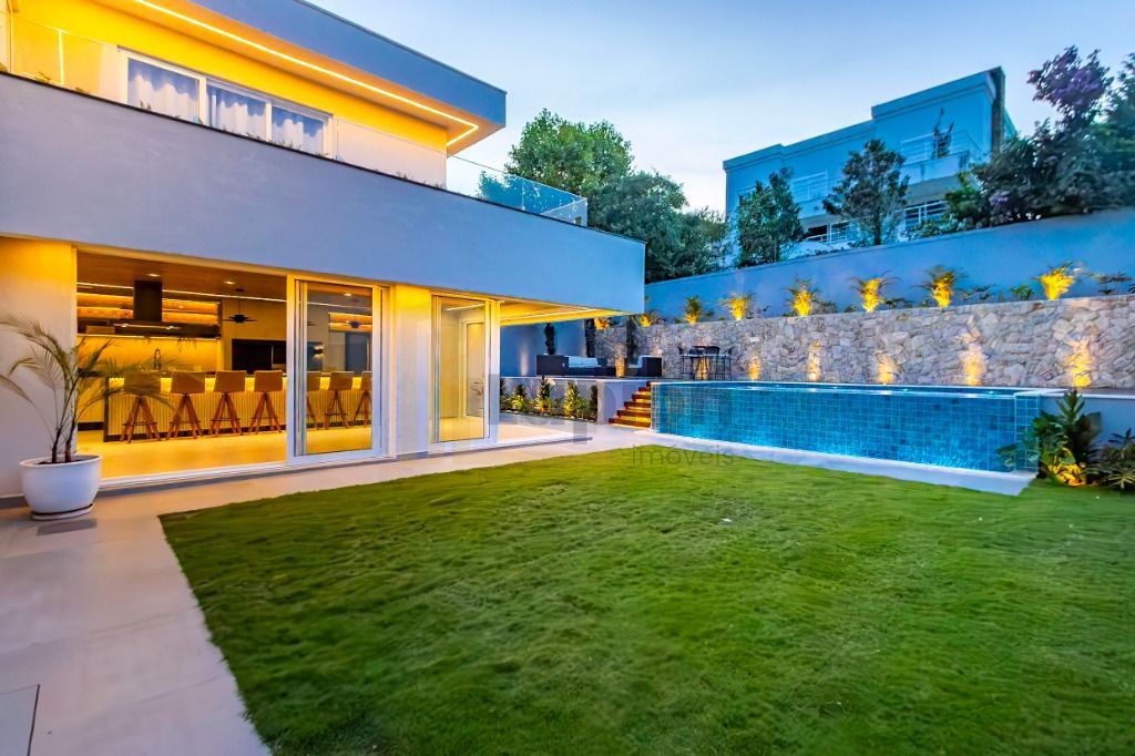 Casa com 4 suítes 464 m2 à venda no Alphaville Graciosa - Pinh...