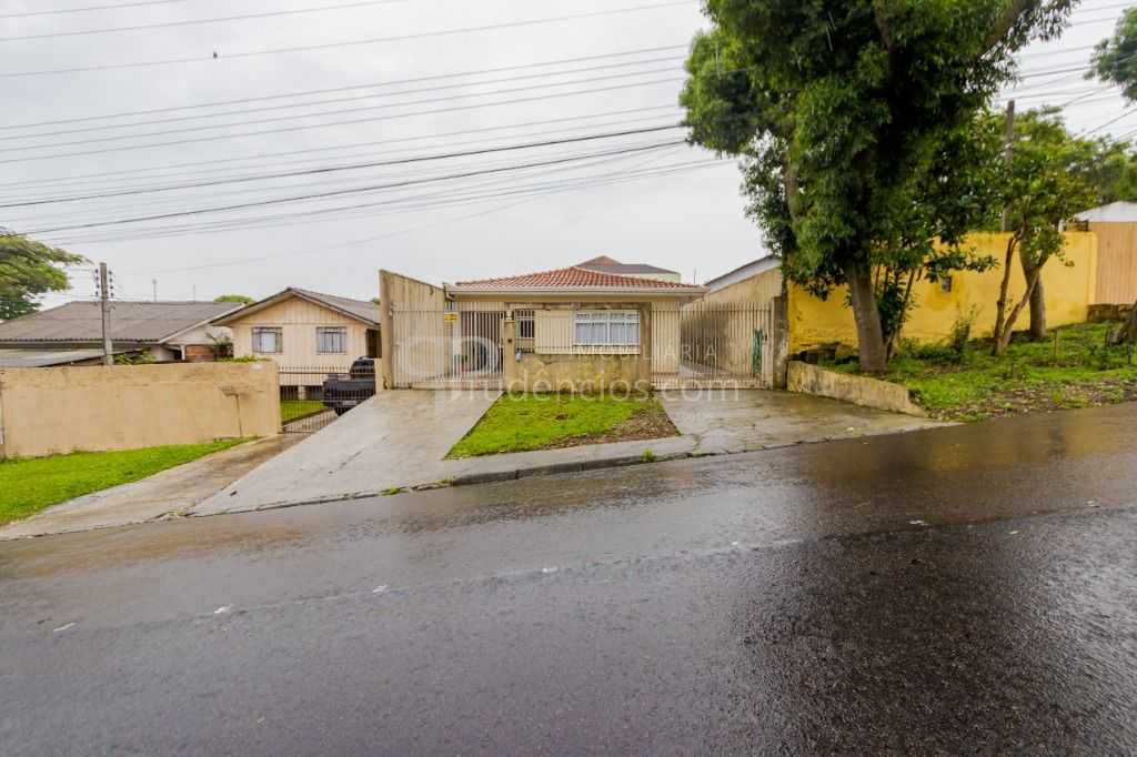 Casa com 4 dormitórios à venda, 216 m  por R  1.200.000,00 - B...