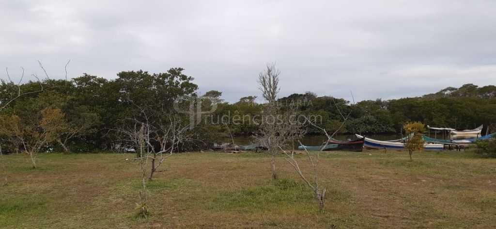 Terreno à venda, 4000 m² por R$ 2.800.000,00 - Barra do Itapoc...