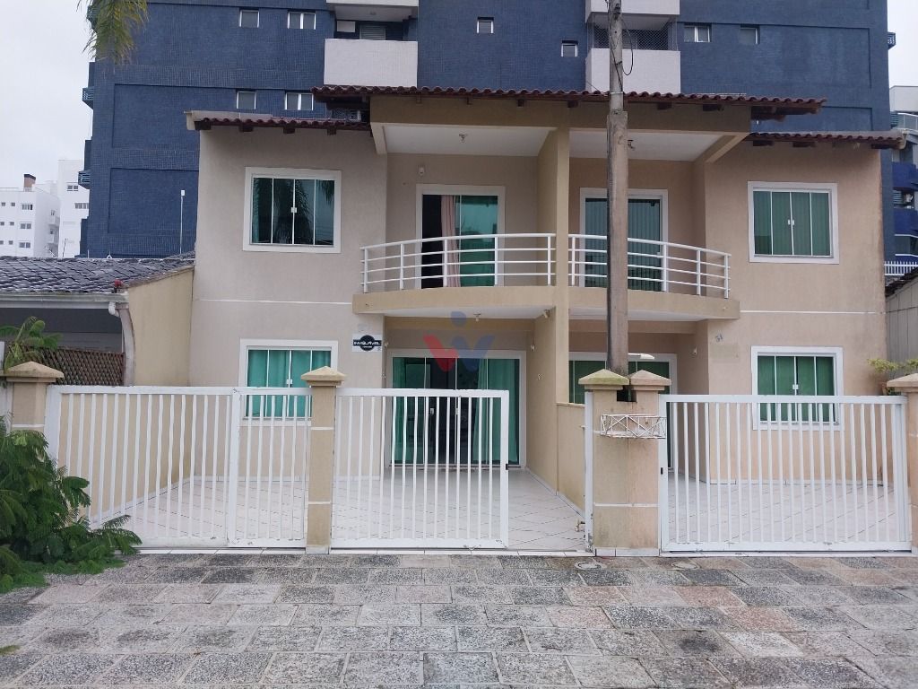 Sobrado com 3 dormitórios à venda, 97 m  por R  1.000.000,00 -...