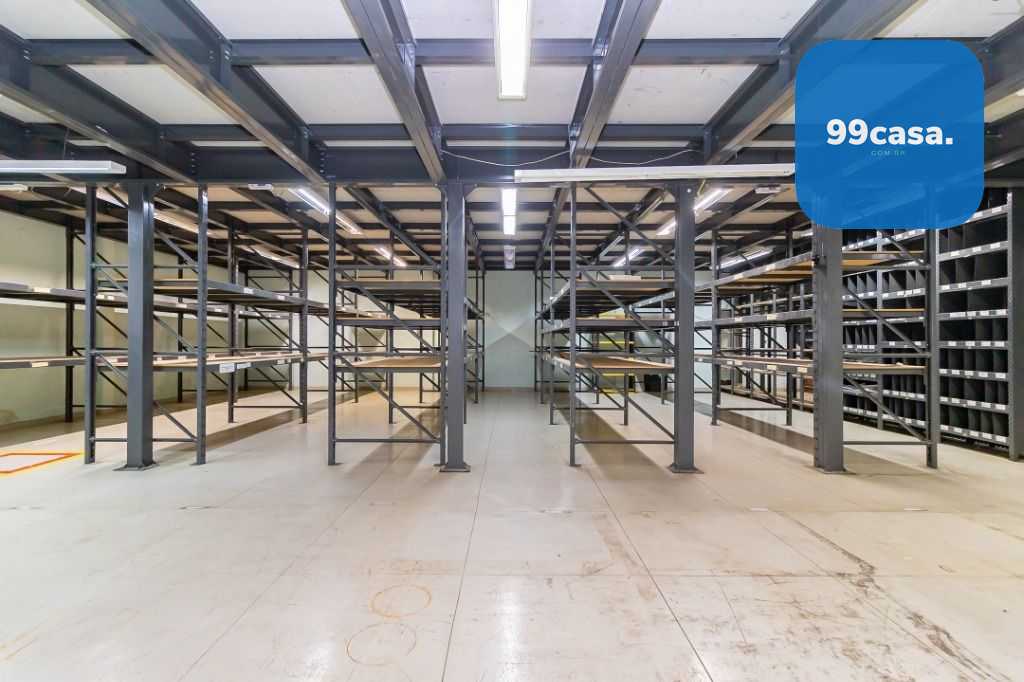 Prédio, barrcão à venda, com 530 m2 costruídos com 2 terrenos,...