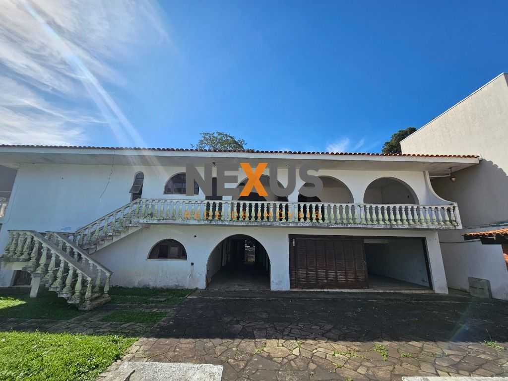 Terreno à venda, 1210 m2 por R$ 2.900.000,00 - Bacacheri - Cur...