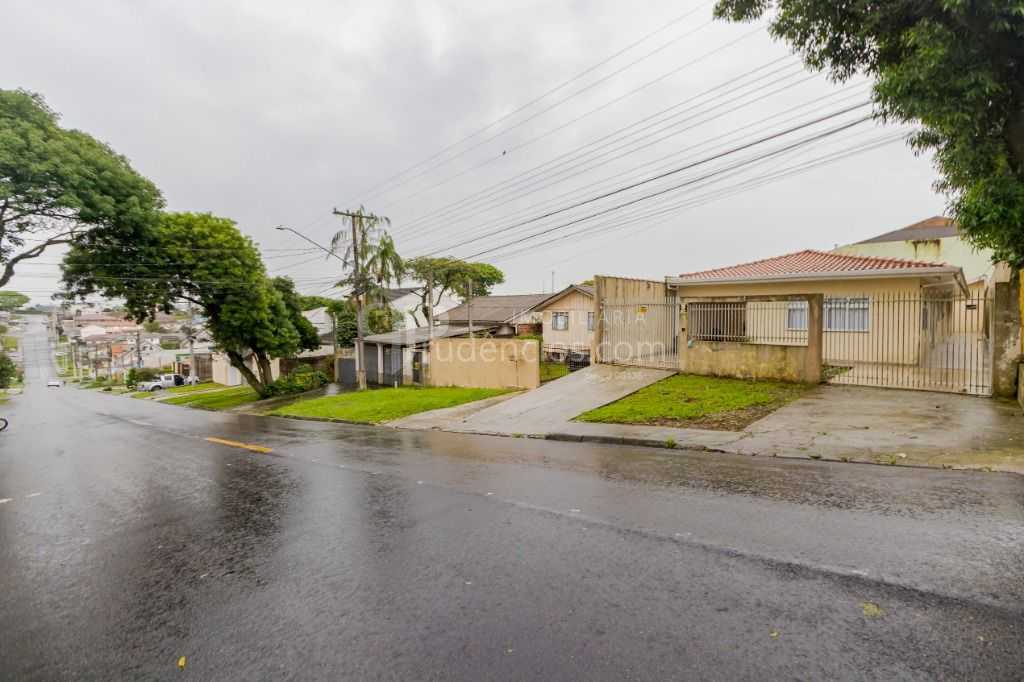 Casa com 4 dormitórios à venda, 216 m  por R  1.200.000,00 - B...