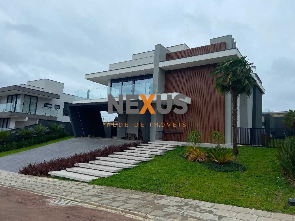 Linda Casa com 4 dormitórios 650 m  por R 4.999.000,00 - Pinha...